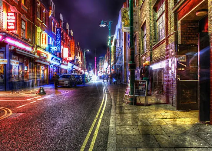 Central 2Bd Apt In Whitechapel, London